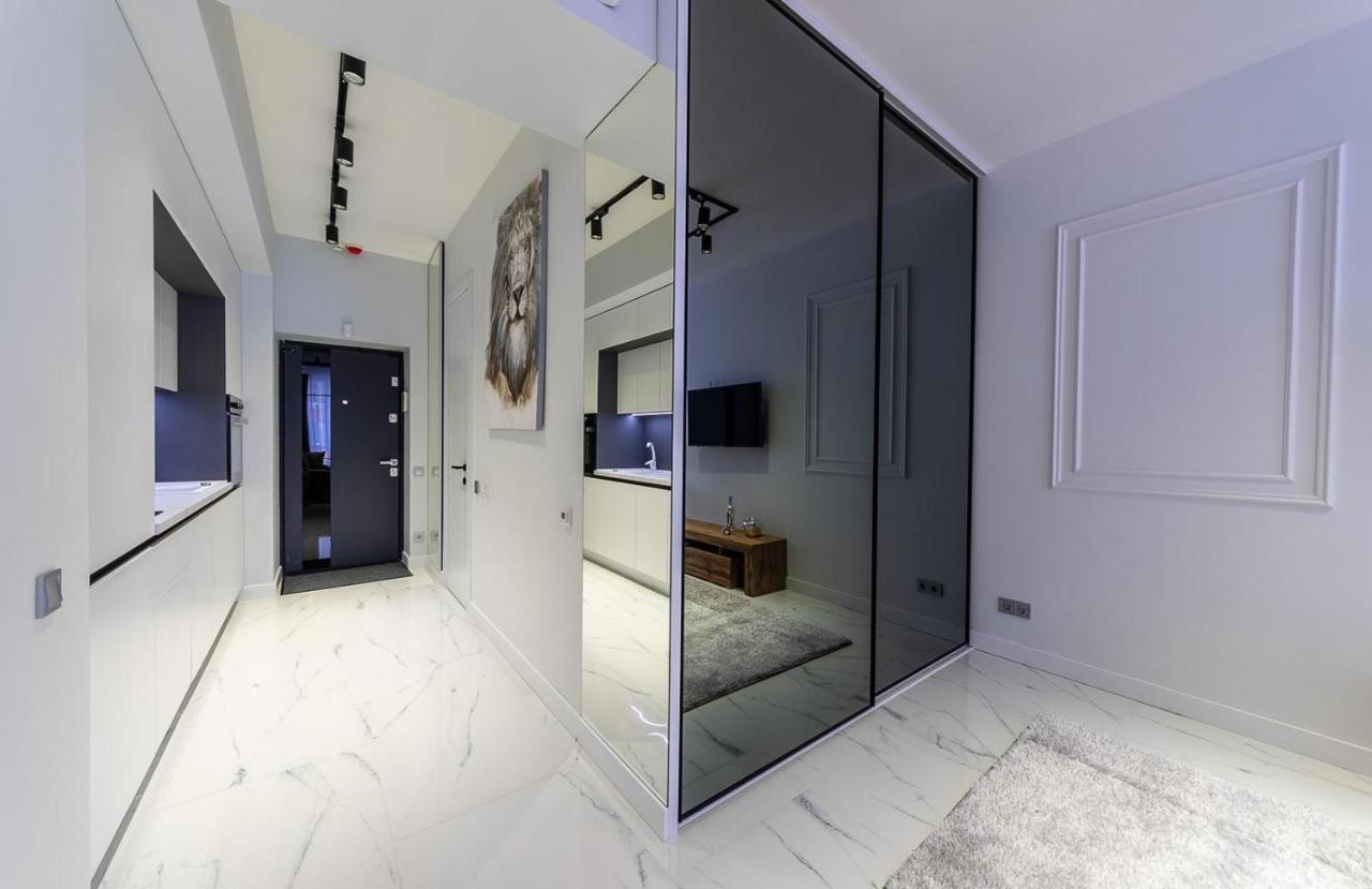 Fashionable Apartments. Smartplaza Metro Minskaya. Obolon Kiev Buitenkant foto