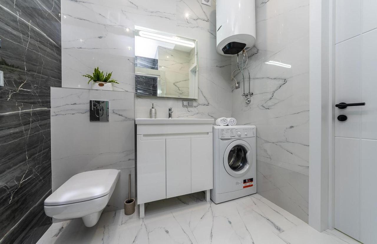 Fashionable Apartments. Smartplaza Metro Minskaya. Obolon Kiev Buitenkant foto
